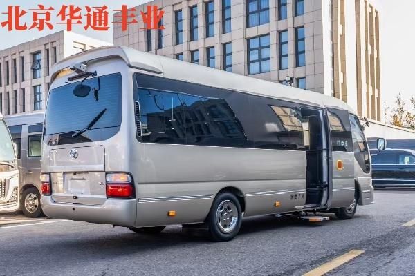 价格新款考斯特配置及报价瓦力棋牌丰田考斯特12座(图4)